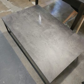 Stolik kawowy o wyglądzie betonu Ellis 120x75x38