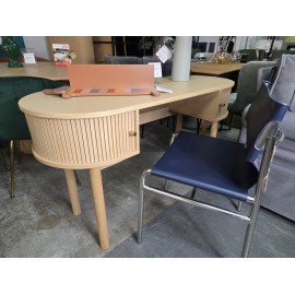 Biurko z ryflowanym frontem WEST Calary