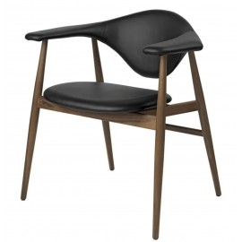 Fotel Masculo tapicerowany Eero Special Gubi